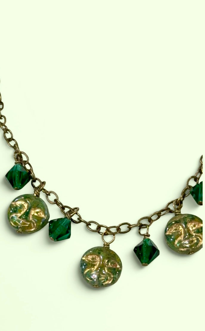 Moony Necklace