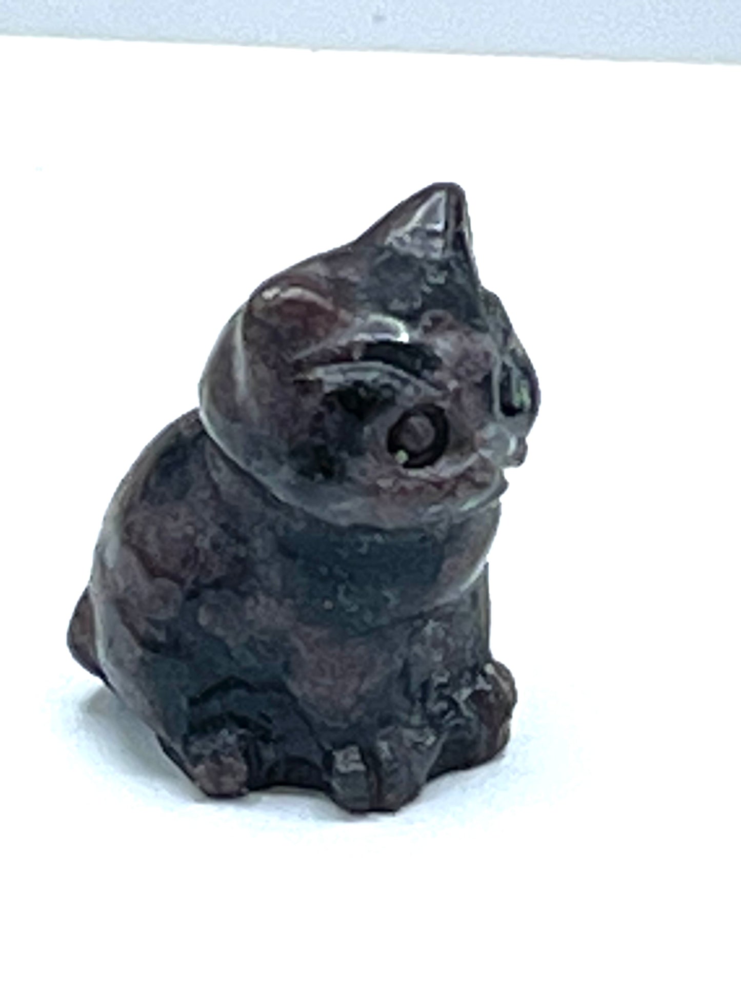Garnet gemstone carved kitty