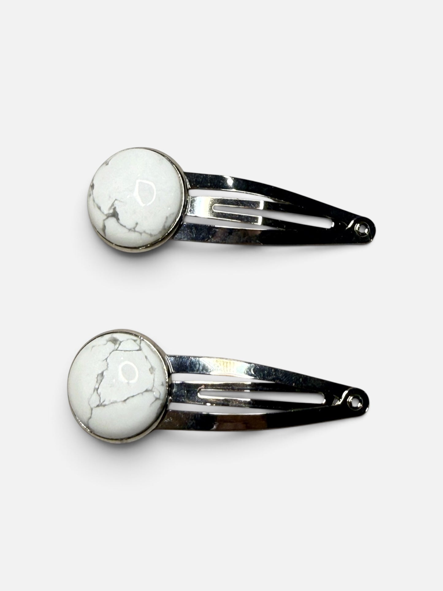 Howlite Hair clip set