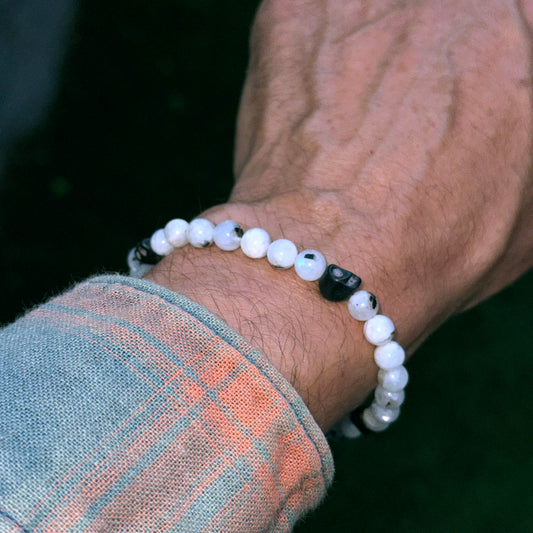 Moonstone and Howlite Skull Bracelet