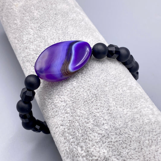 Purple Agate and Onyx Gemstone Bracelet