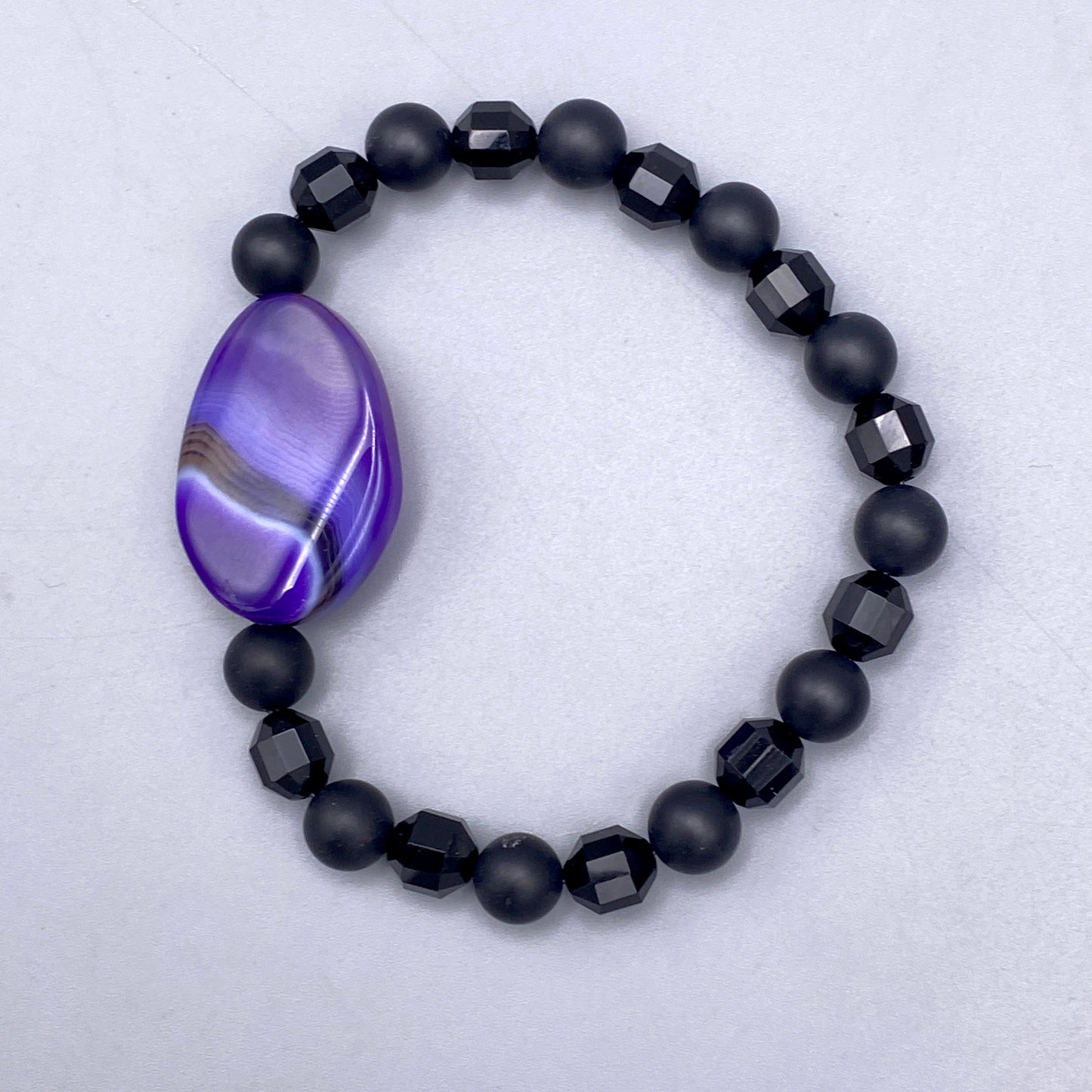 Purple Agate and Onyx Gemstone Bracelet