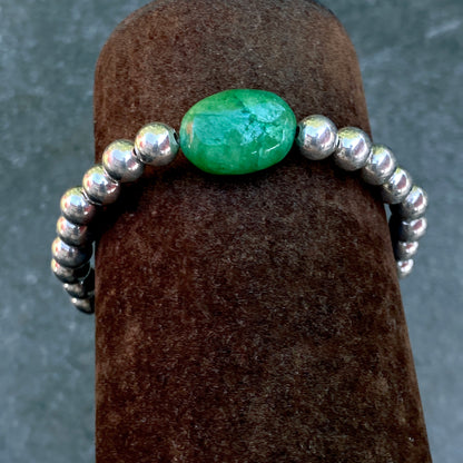 Vintage Silver Bead with Emerald gemstone bracelet