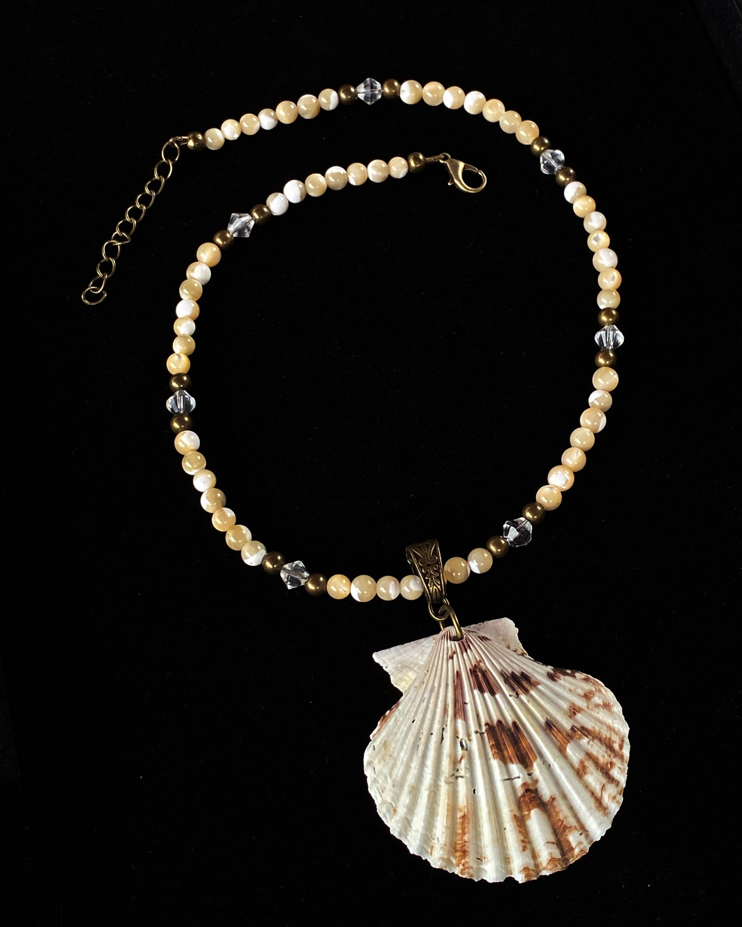 Beaded Mother of Pearl Necklace with Shell Pendant