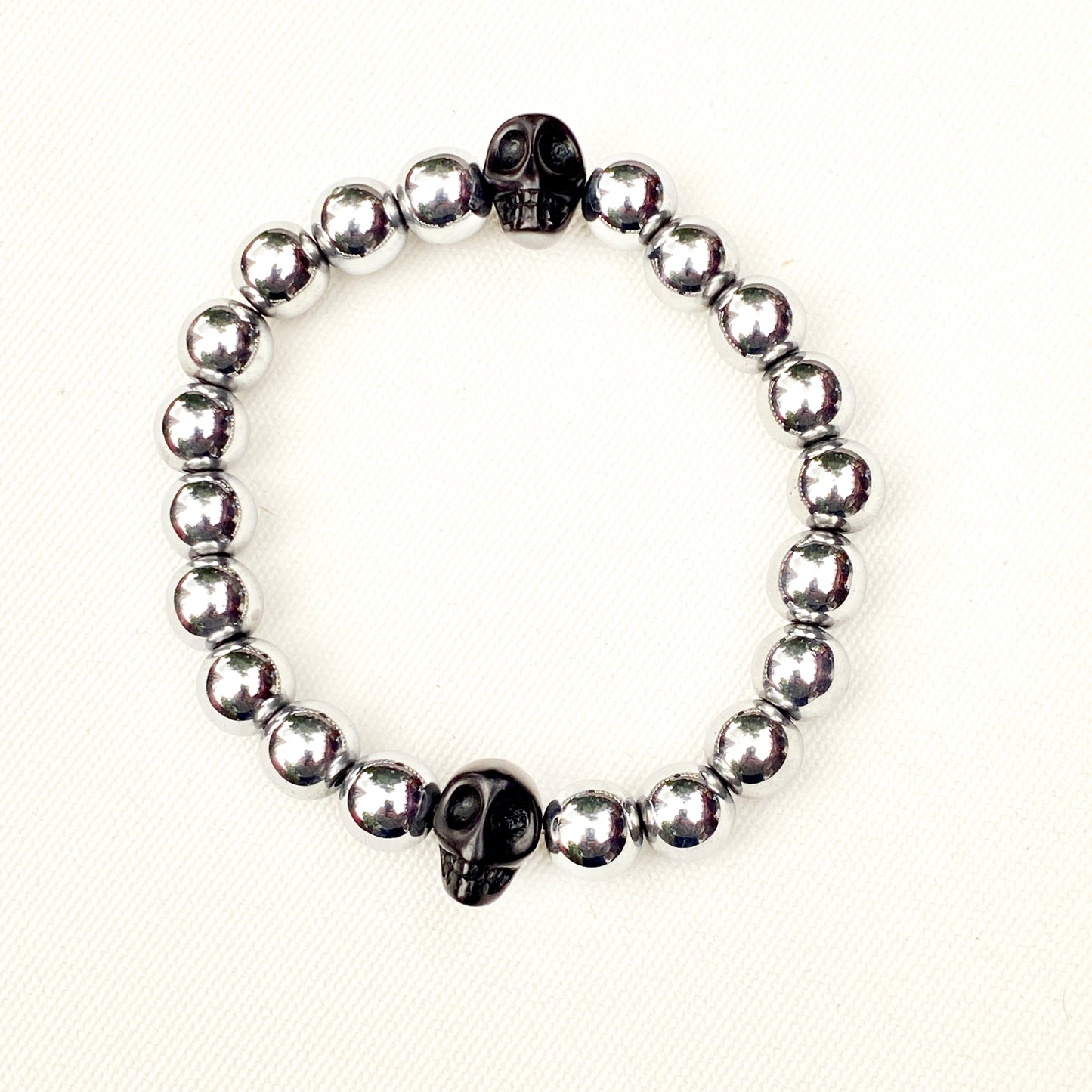 Men’s Silver hematite and Black Howlite Skull Gemstone Bracelet