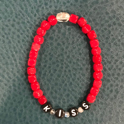 Wonen's Red Chalcedony "Kiss" bracelet