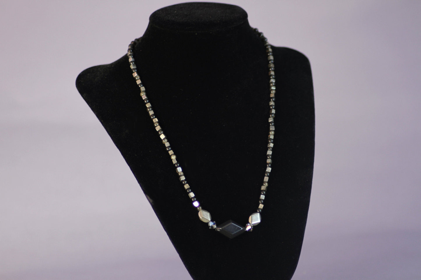 Women's Agate & Obsidian Necklace