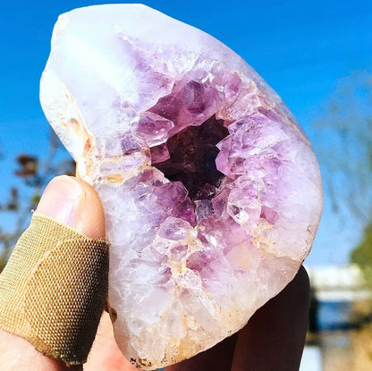 Natural Amethyst Agate Geode Quartz Crystal