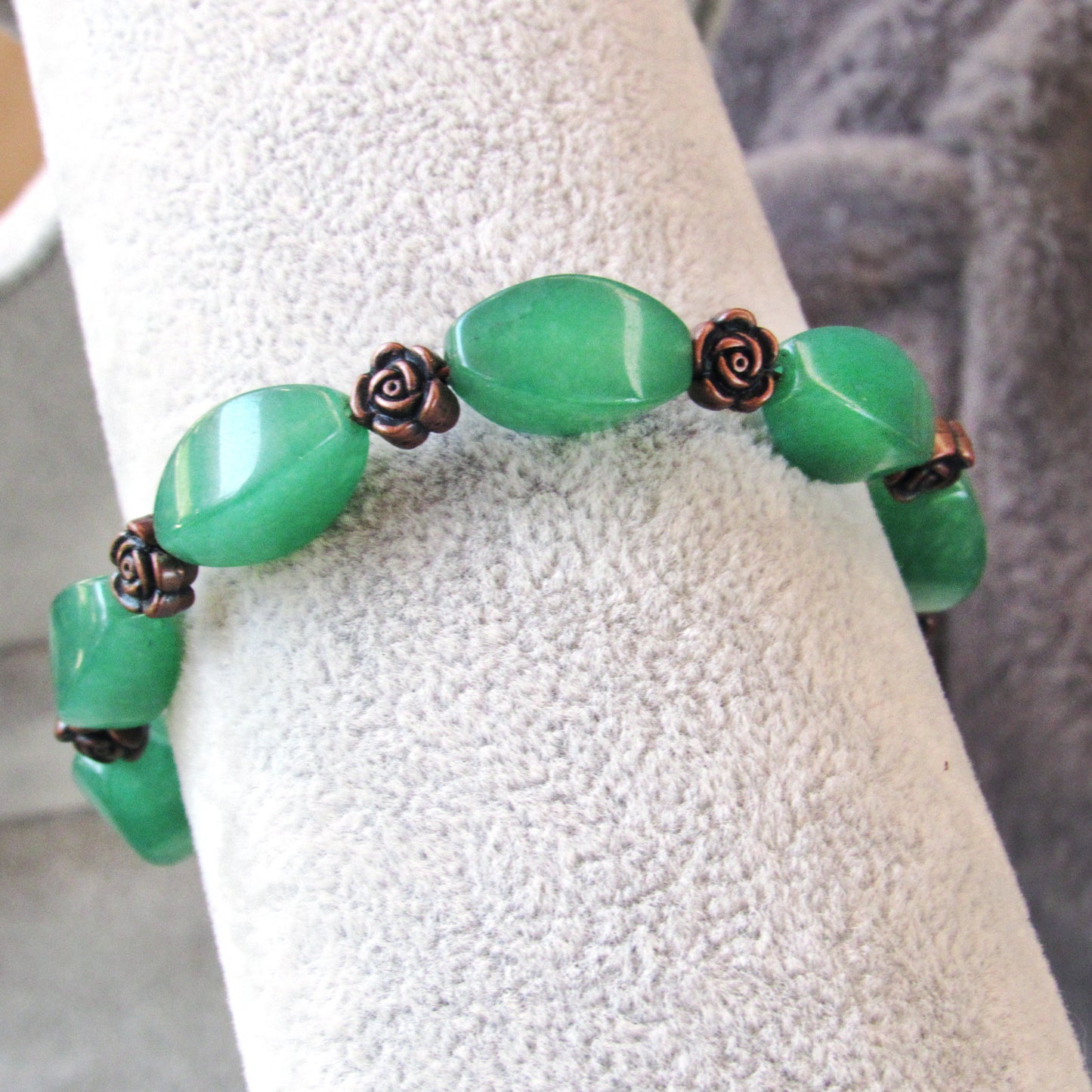 Green Aventurine gemstones and copper Rose Bracelet