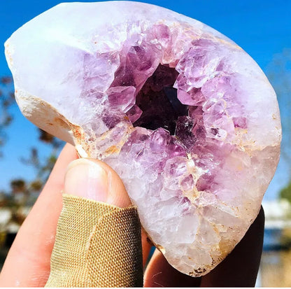 Natural Amethyst Agate Geode Quartz Crystal