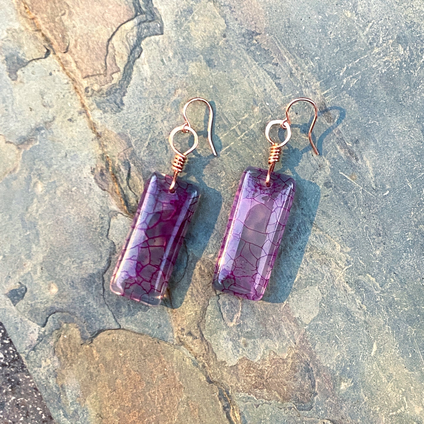 Dragon’s Vein Agate gemstone and copper drop earrings