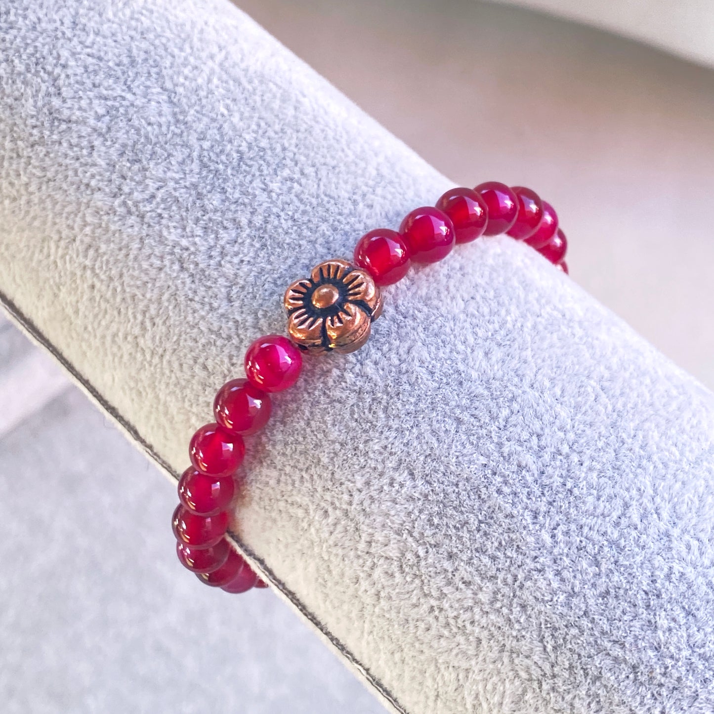 Pink agate and copper flower bracelet