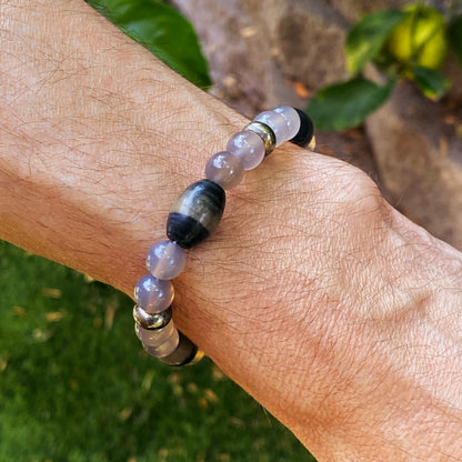 Grey agate, pyrite, 𝘕𝘢𝘵𝘶𝘳𝘢𝘭 opal, stretch bracelet