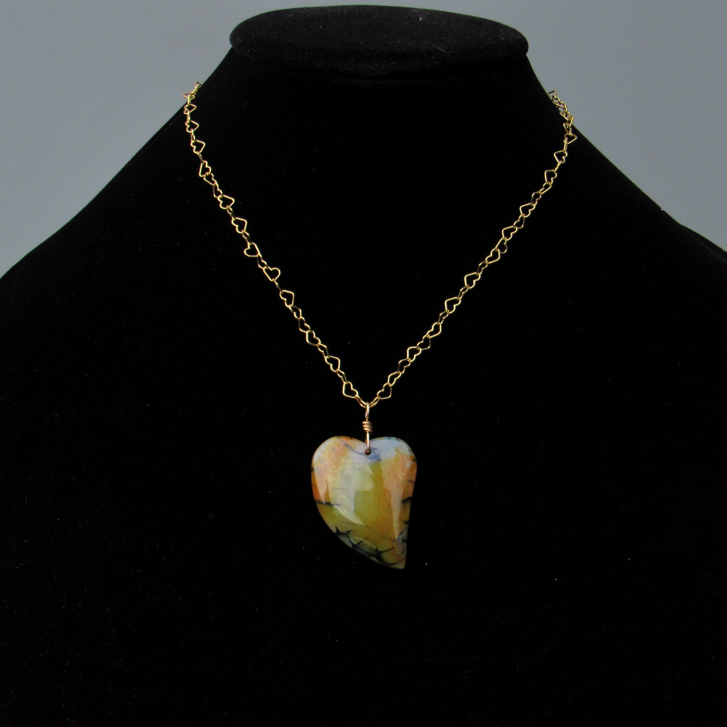 Dragon’s Vein Agate gemstone heart on gold heart chain necklace