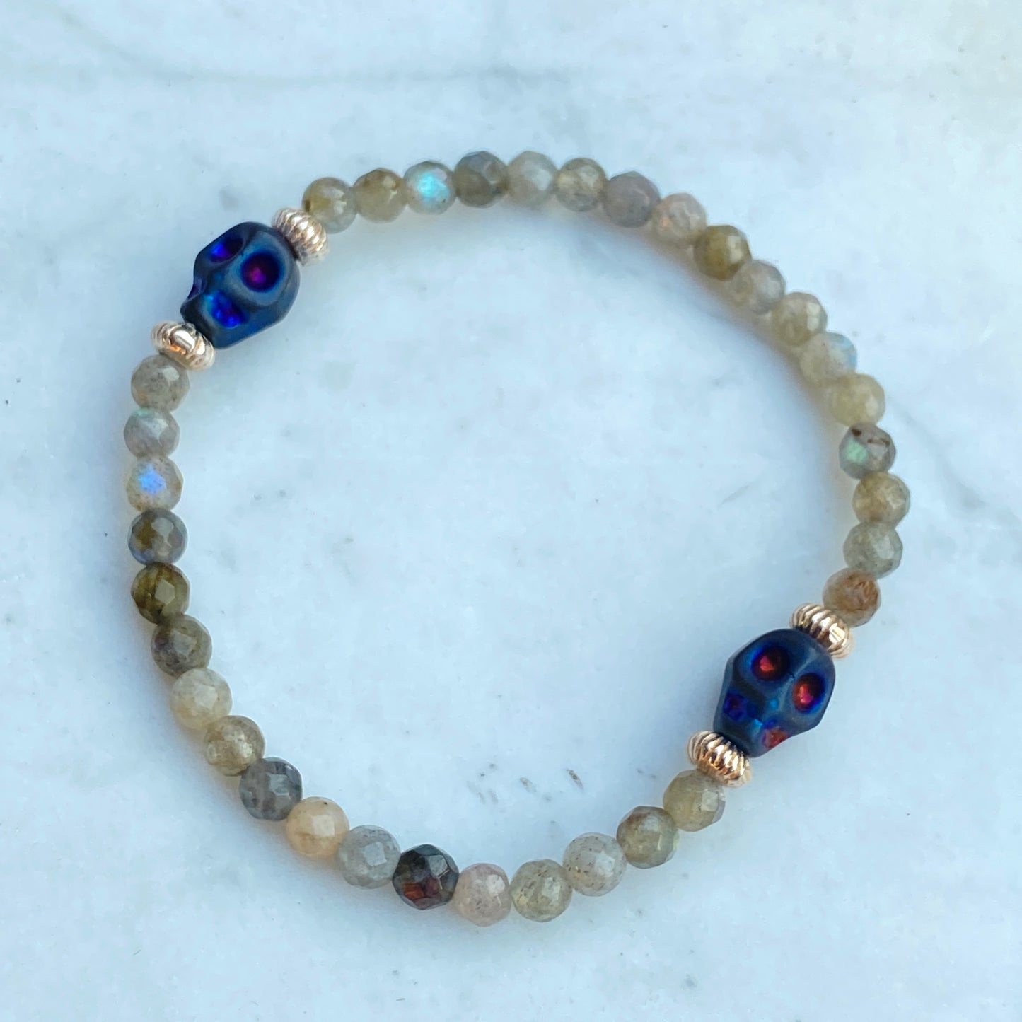 Labradorite gemstones and Hematite Skull stretch Bracelet
