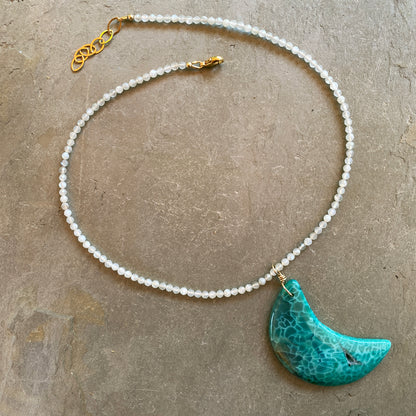 Agate Moon and moonstone Gemstone necklace with 14 kt gold fill chain