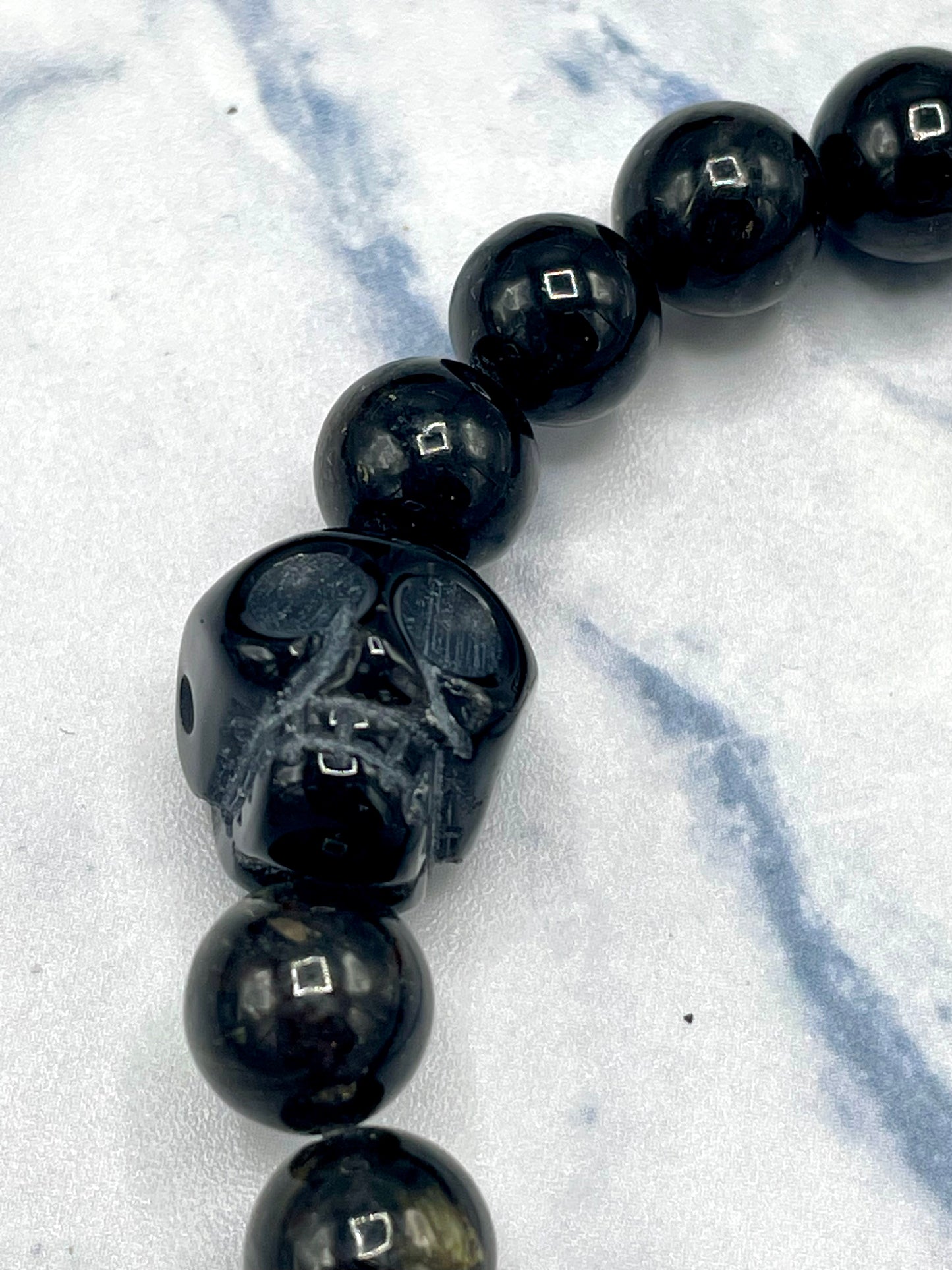 Black Labradorite and Onyx gemstone Skull Bracelet