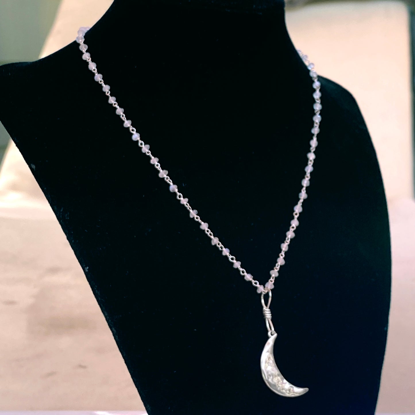 Moony Moonstone gemstone Necklace