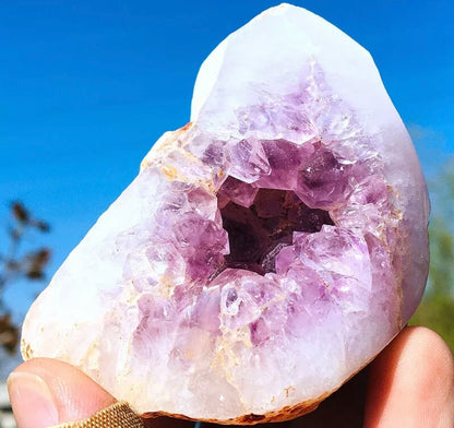 Natural Amethyst Agate Geode Quartz Crystal