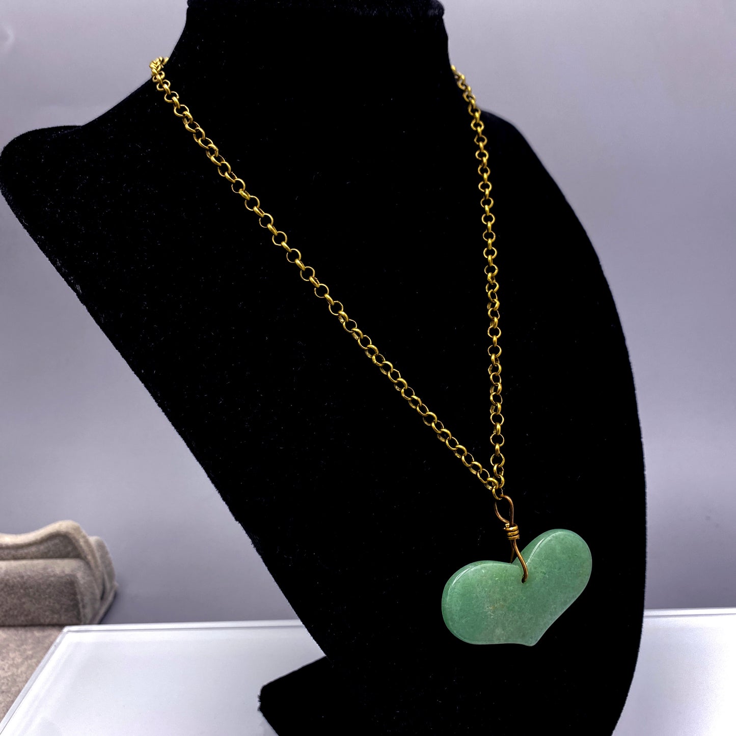 Green Aventurine gemstone carved Heart pendant Necklace