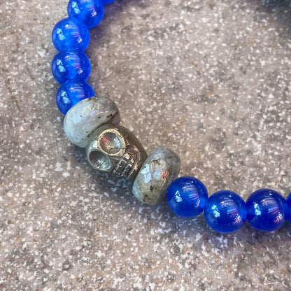 Men’s Blue onyx, pyrite skulls, and labradorite gemstone stretch bracelet