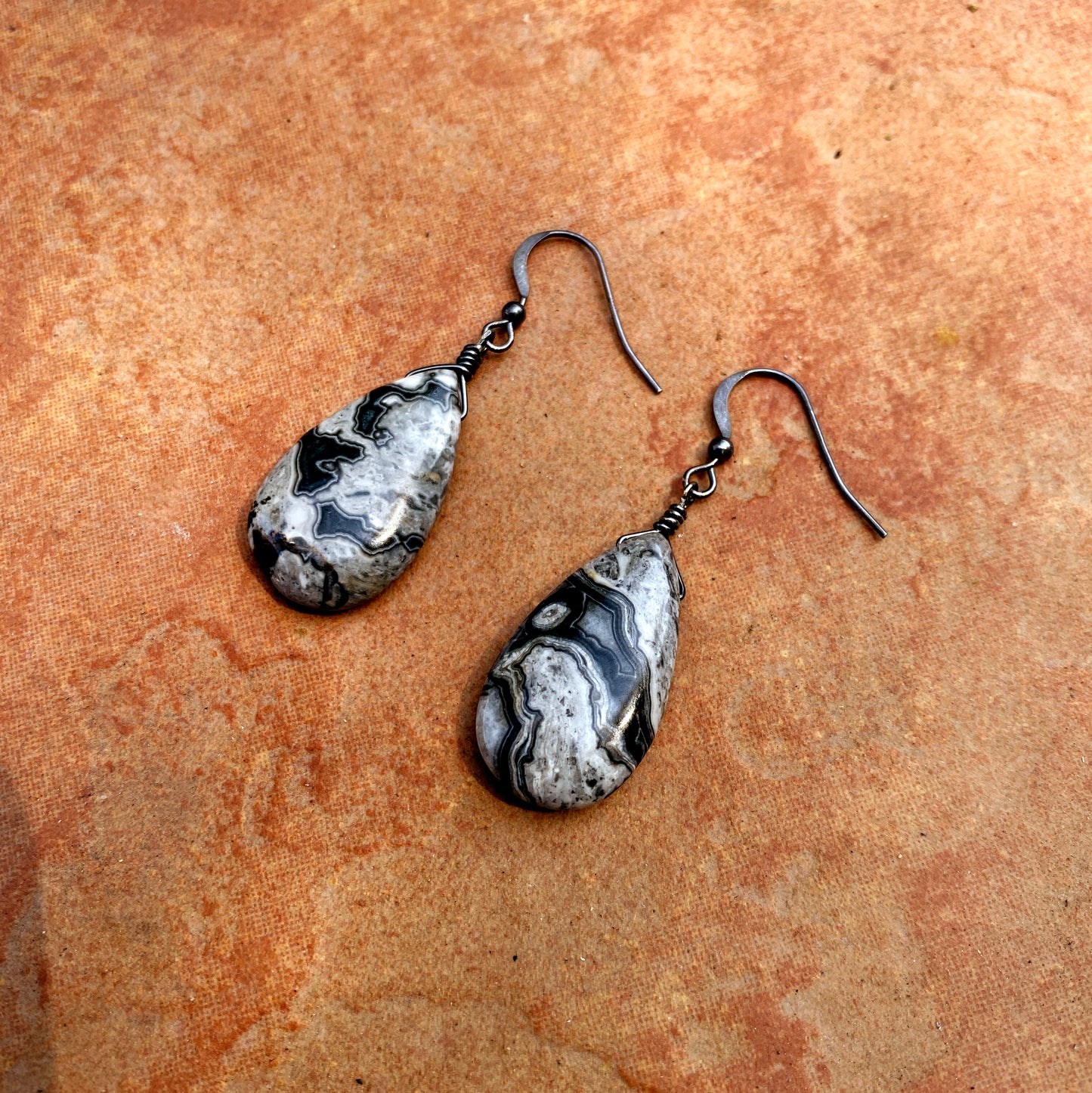 Women’s Chinese crazy lace agate and oxidized sterling silver drop earrings