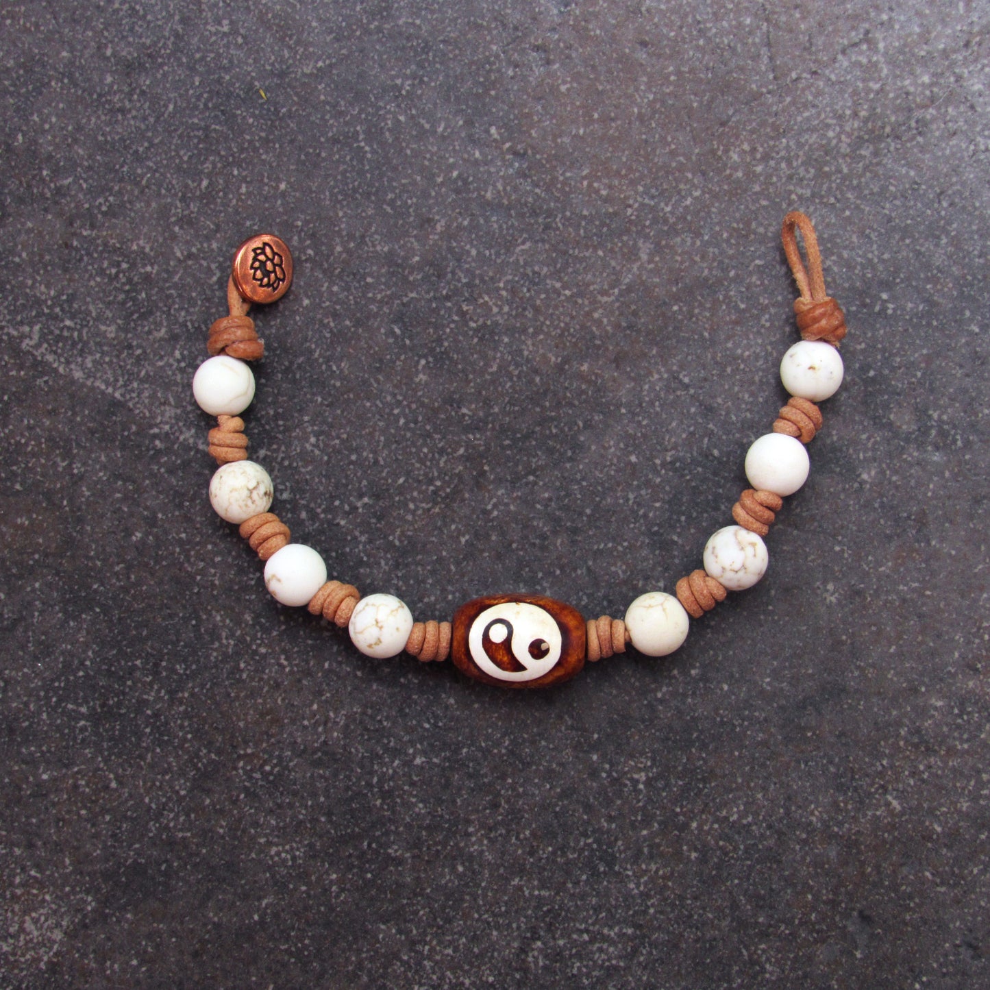 Tibetan Agate Gemstone Yin Yang with White Turquoise on natural Leather