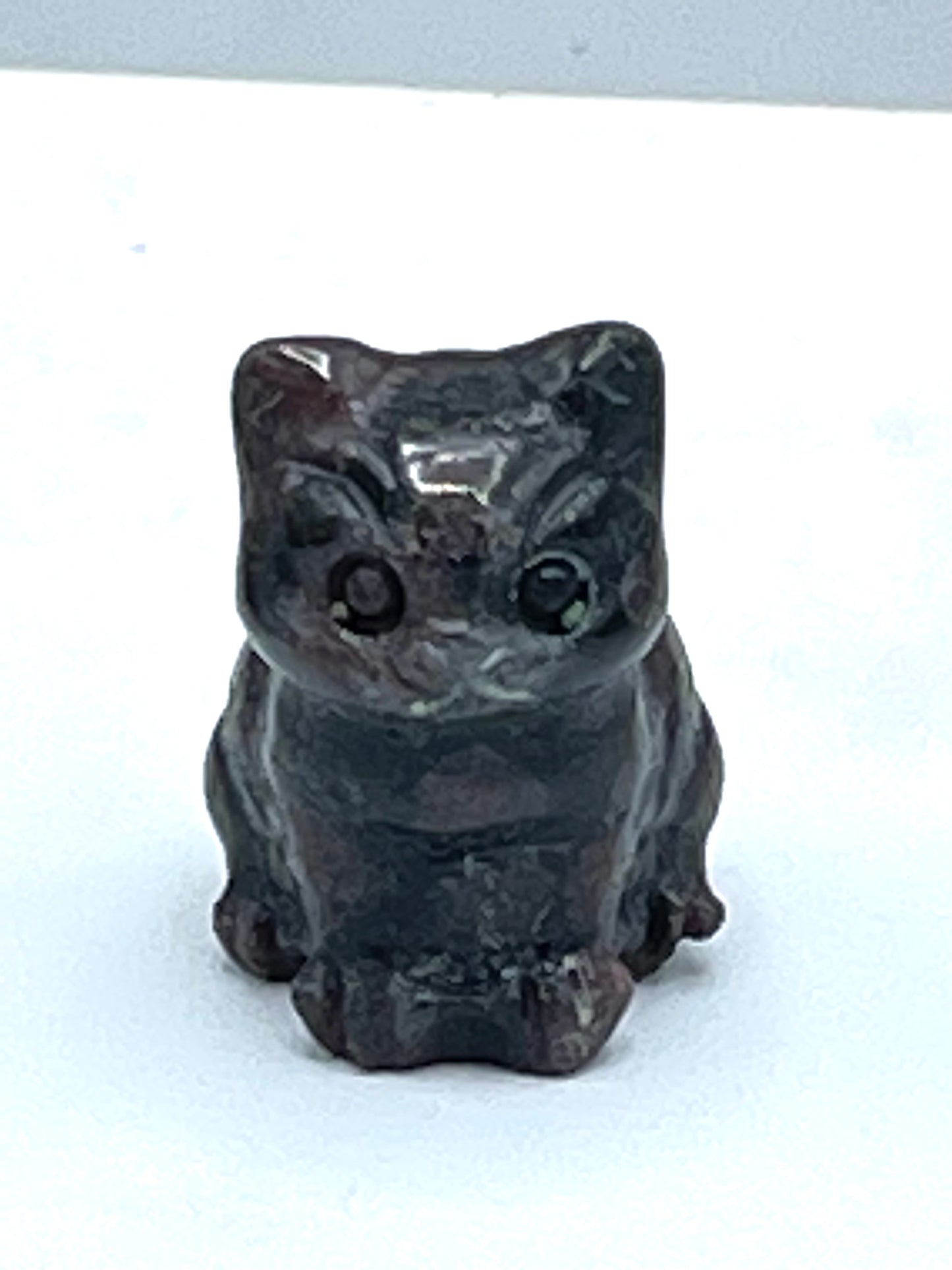 Garnet gemstone carved kitty