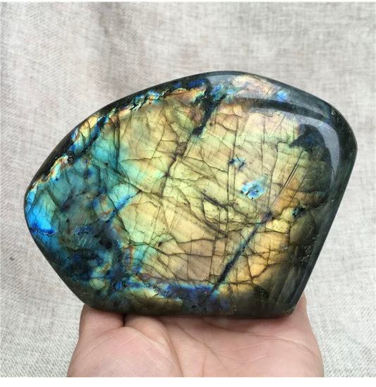 Natural Labradorite gemstone Spectrolite