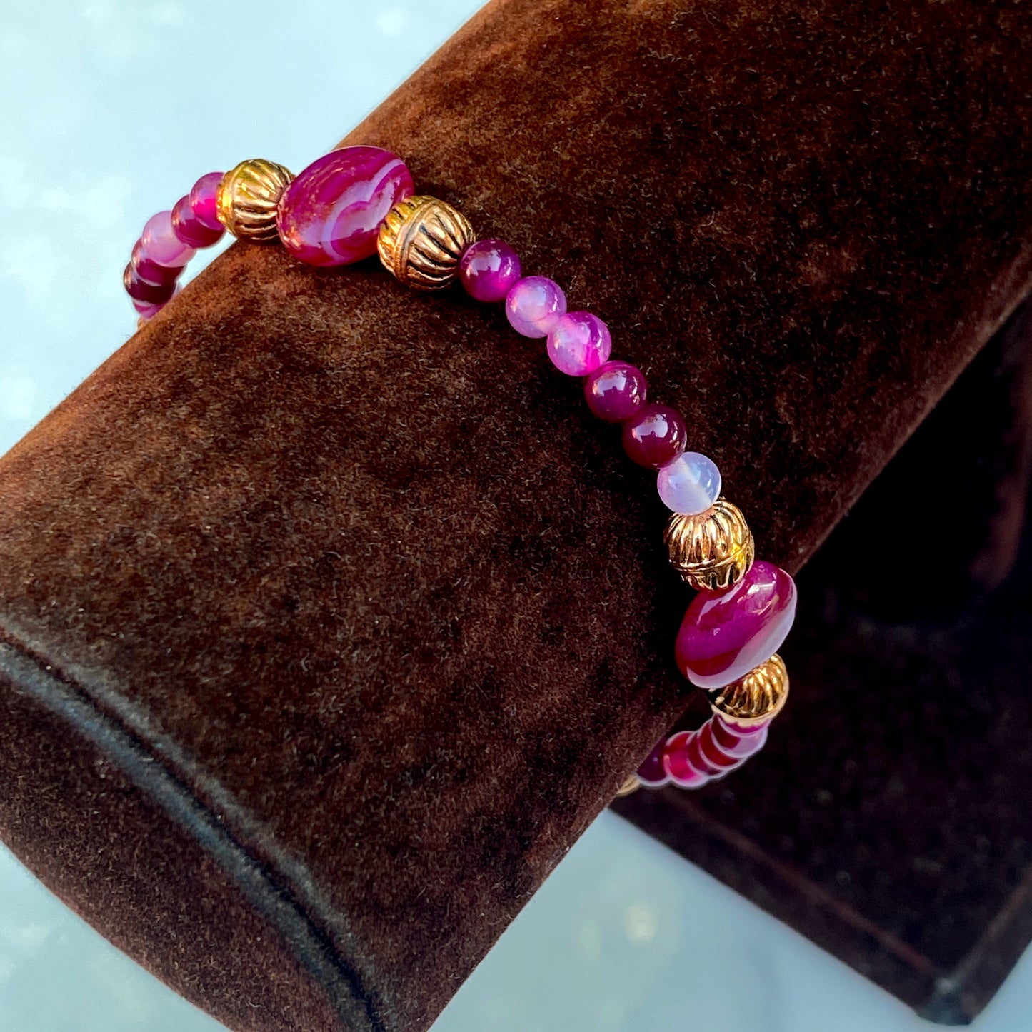 Pink Banded agate and copper bracelet
