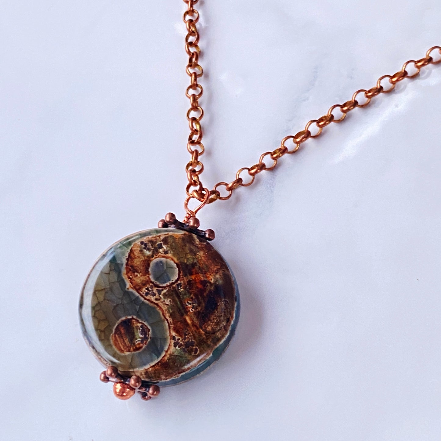 Tibetan Agate gemsotne Yin Yang copper chain Necklace