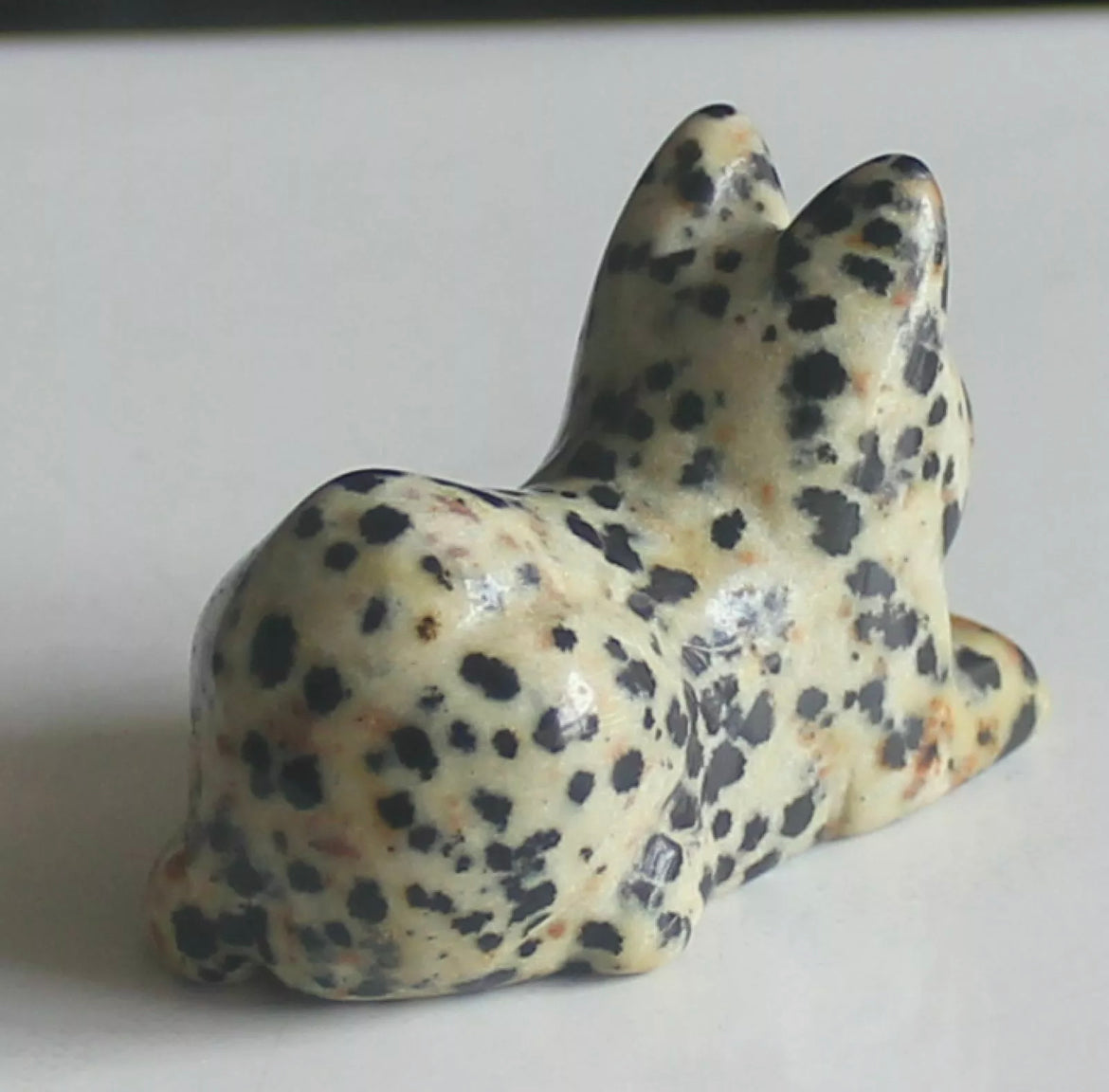 Natural Dalmatian Jasper Gemstone Kitty Figurine