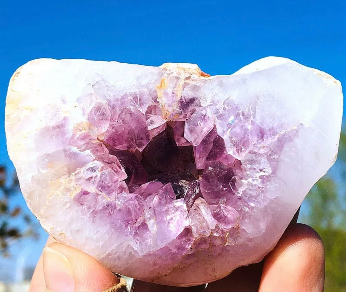 Natural Amethyst Agate Geode Quartz Crystal