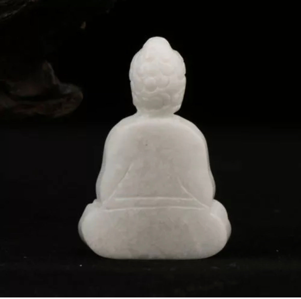 Natural White Jade Buddha figurine