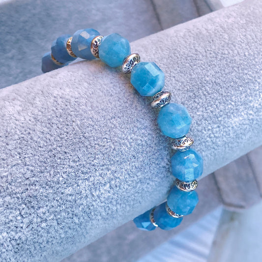 Aquamarine gemstone stretch Bracelet