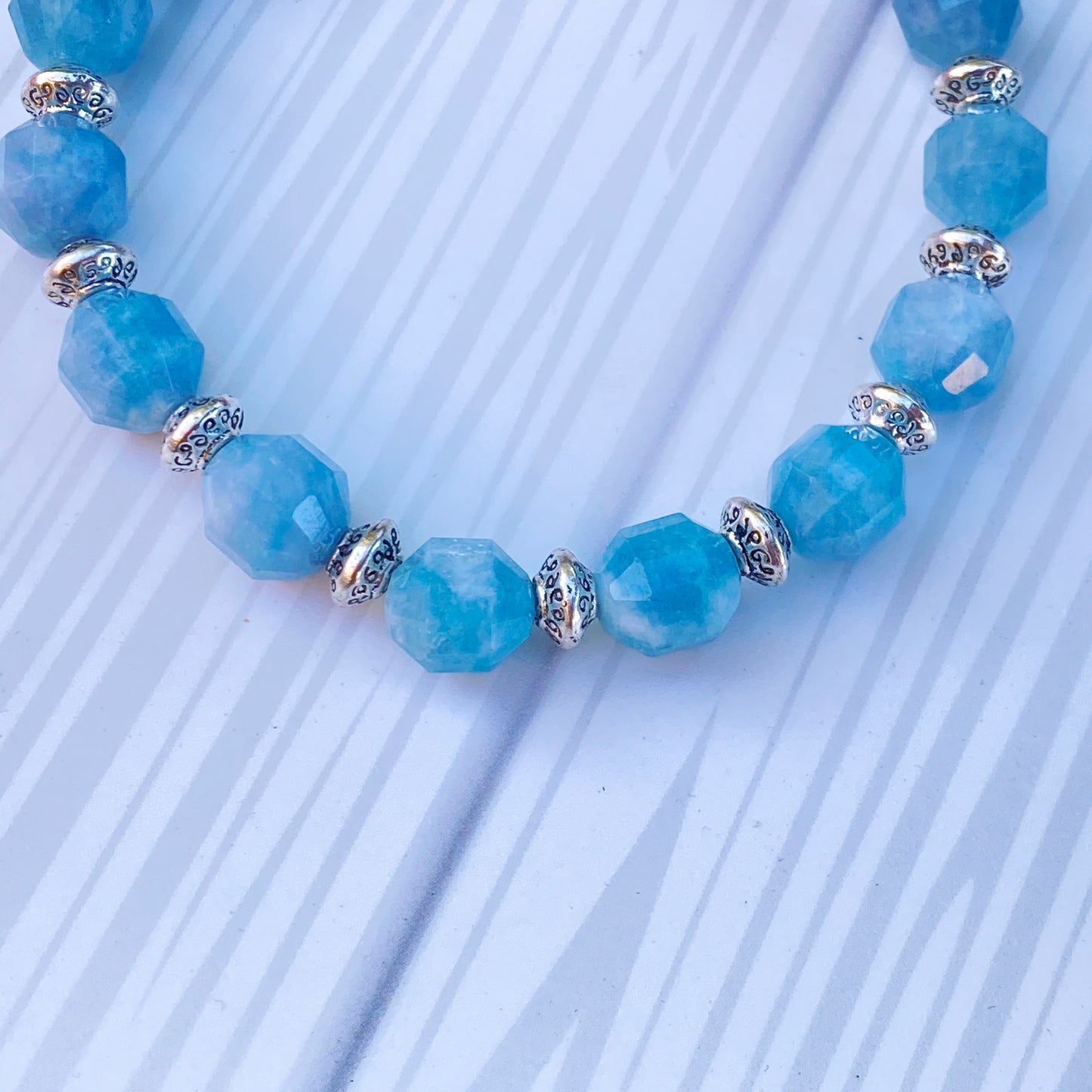 Aquamarine gemstone stretch Bracelet